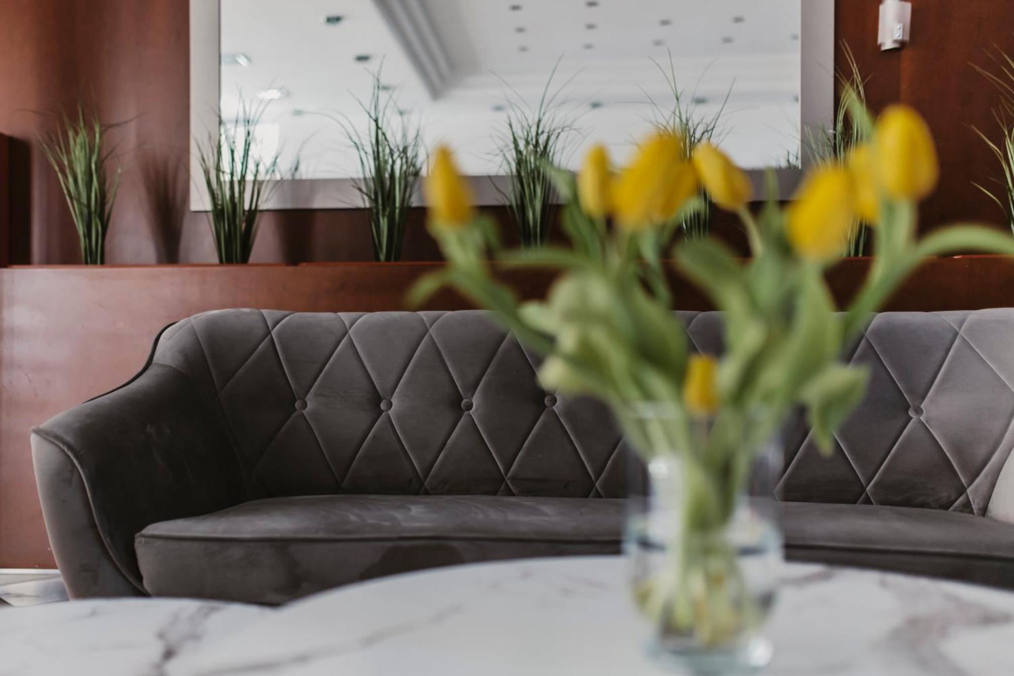 Hotel I Restauracja Borowianka Остров Велкополски Екстериор снимка