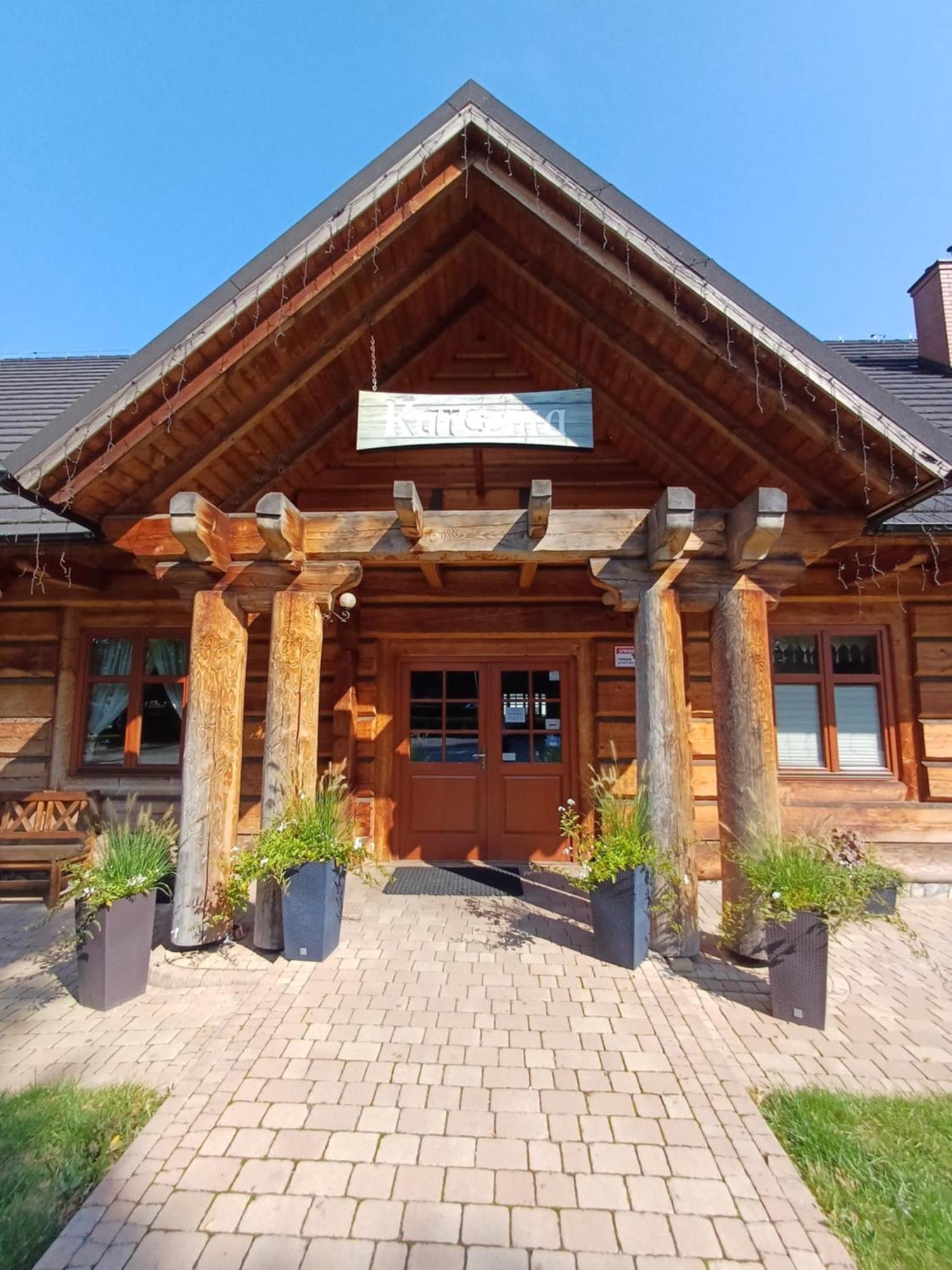 Hotel I Restauracja Borowianka Остров Велкополски Екстериор снимка